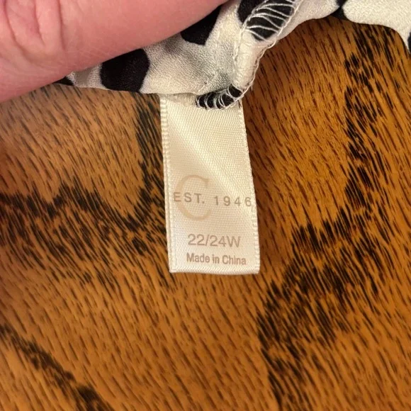 Cato - Black and Cream designed Shirt - Picture 9 of 10